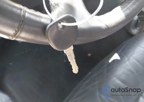 2001 Chevrolet Silverado 1500 Ls from USA, damaged, VIN 2GCEC19V311171803